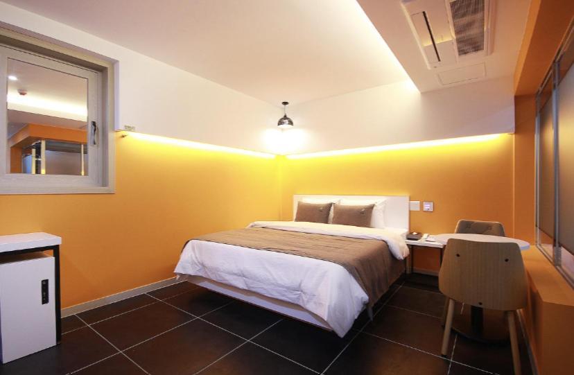 Jade Hotel Ilsan Ni Buitenkant foto